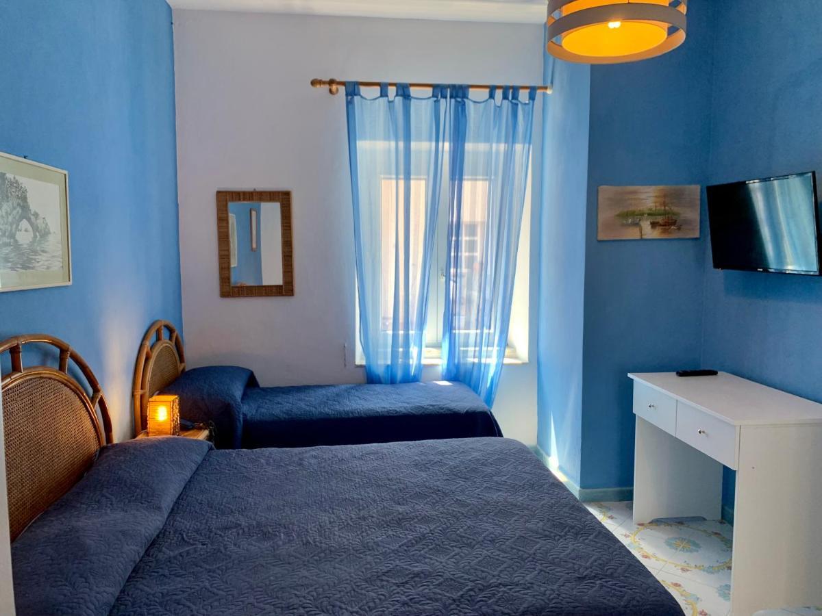 Hotel Ortensia Ponza Exterior photo