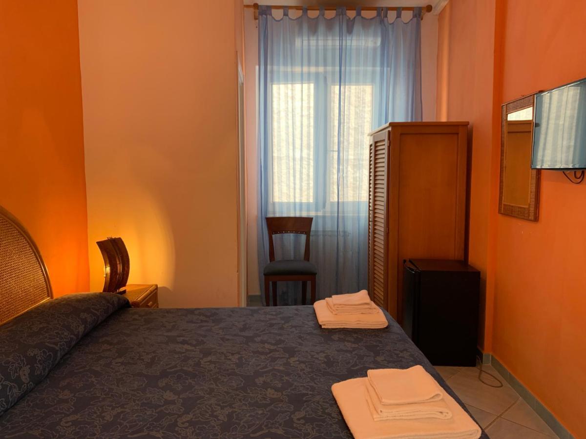 Hotel Ortensia Ponza Exterior photo