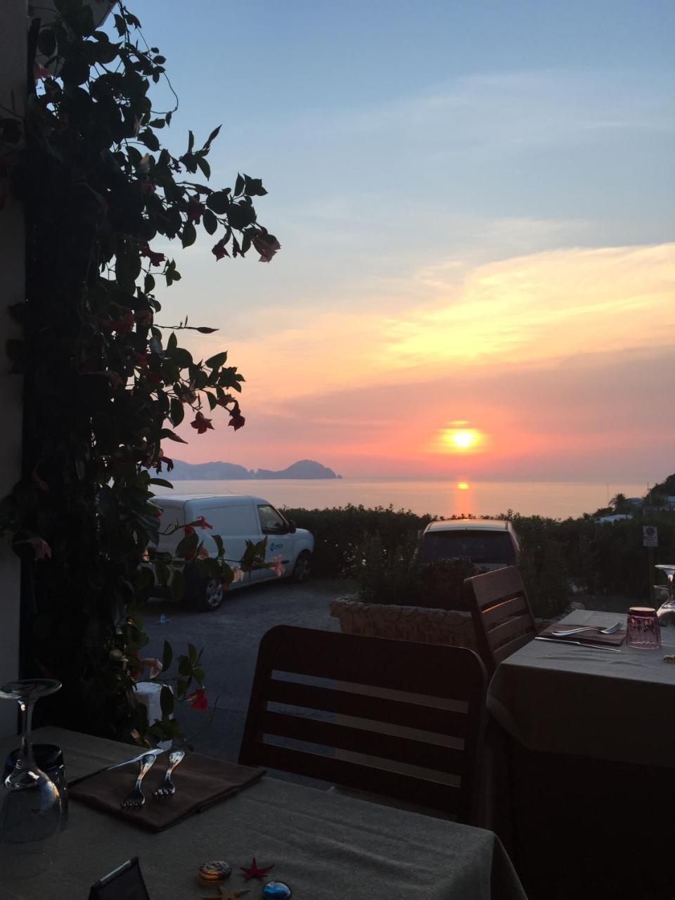 Hotel Ortensia Ponza Exterior photo