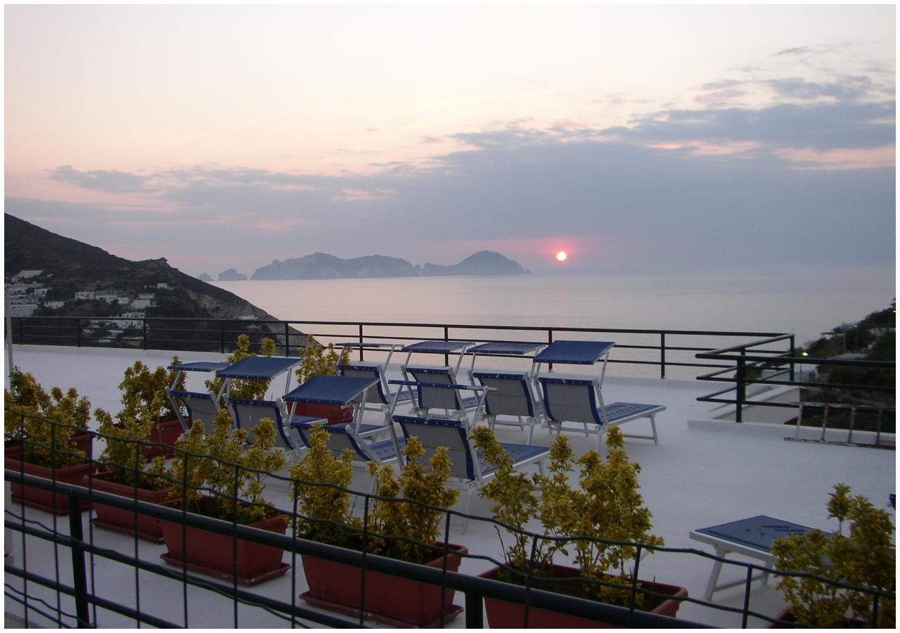 Hotel Ortensia Ponza Exterior photo