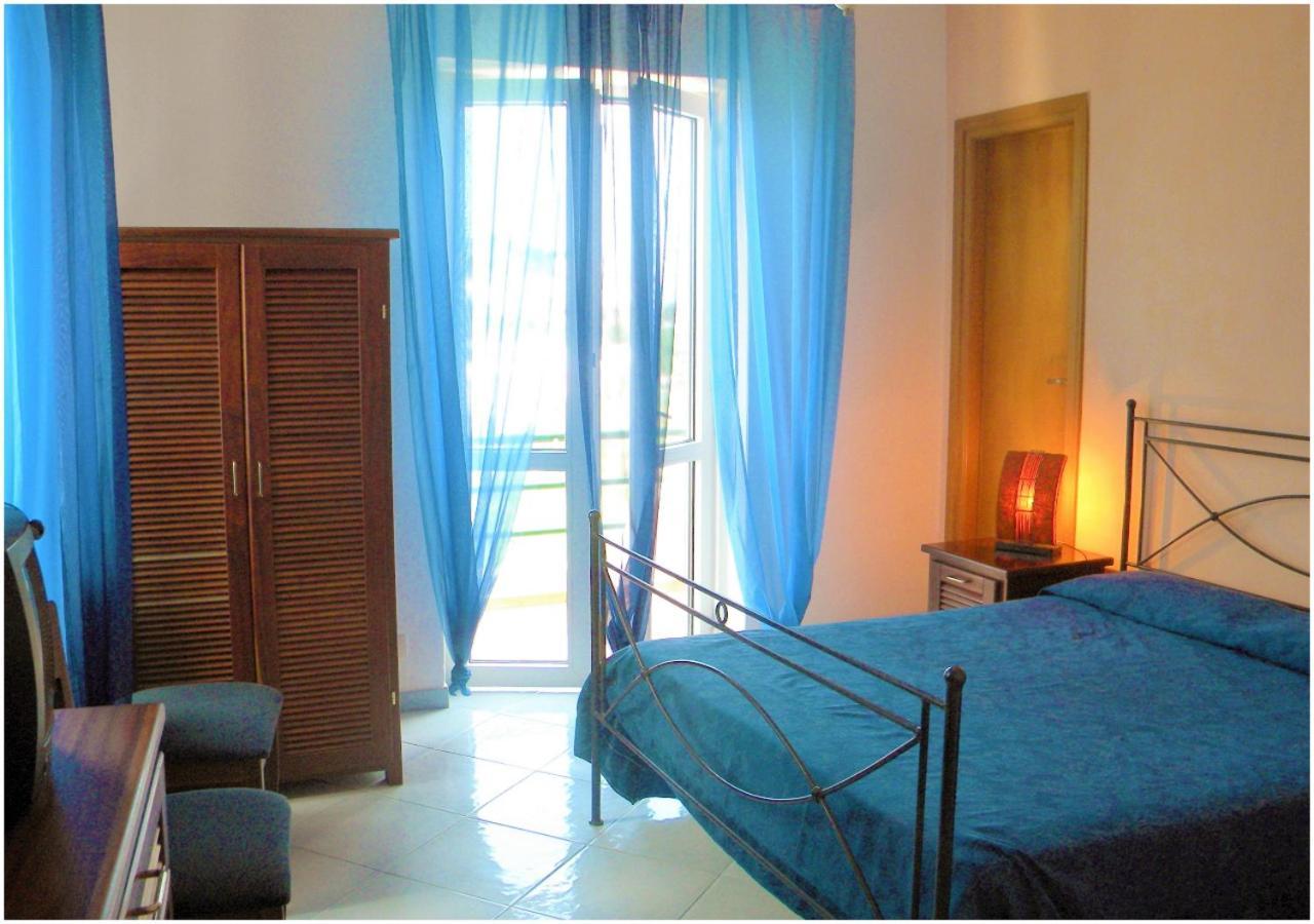 Hotel Ortensia Ponza Exterior photo