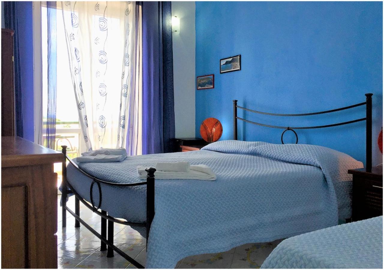Hotel Ortensia Ponza Exterior photo