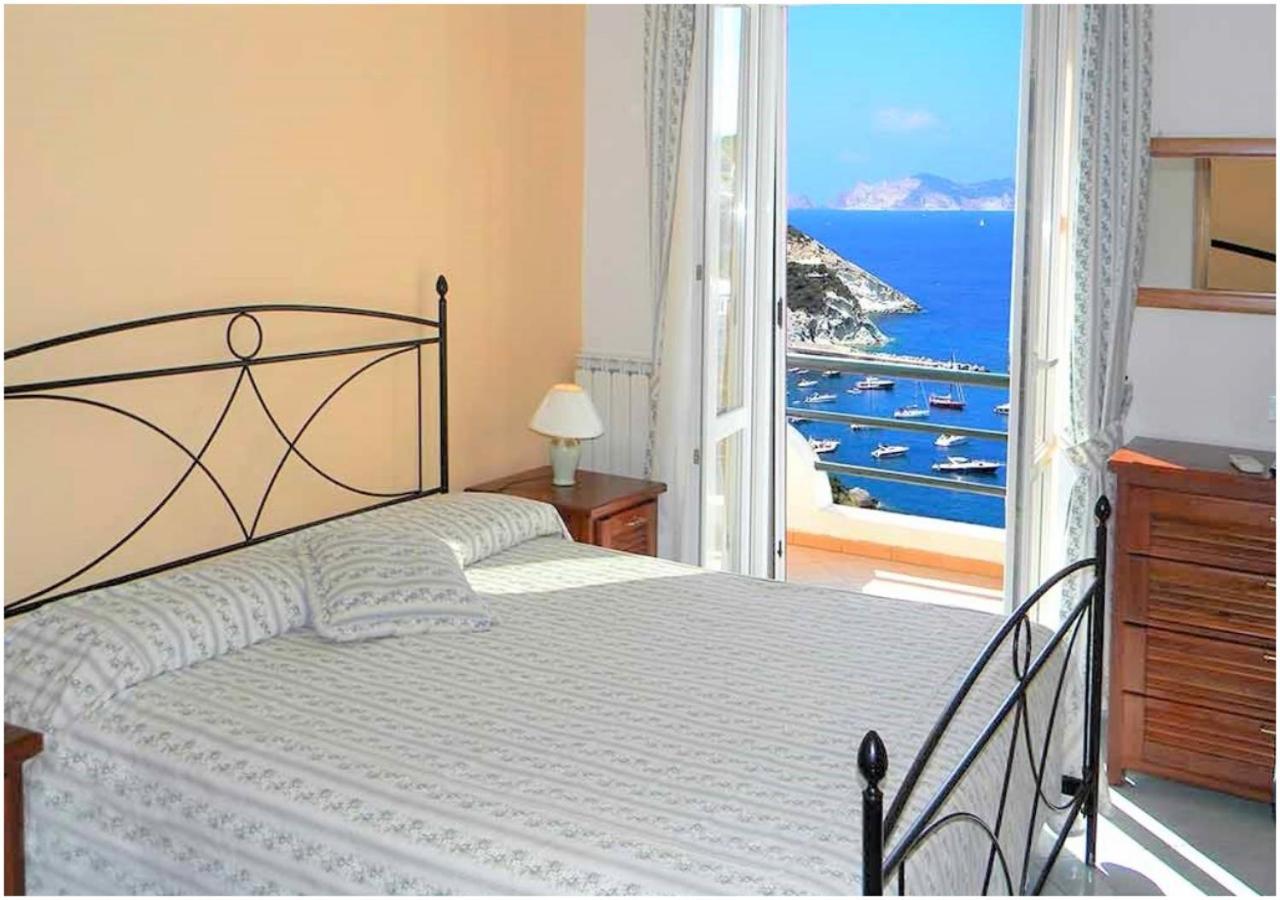 Hotel Ortensia Ponza Exterior photo