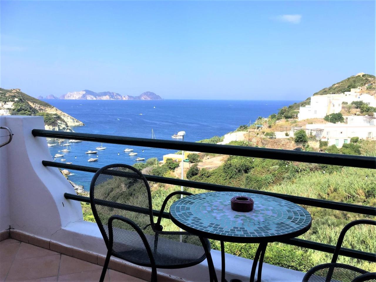 Hotel Ortensia Ponza Exterior photo