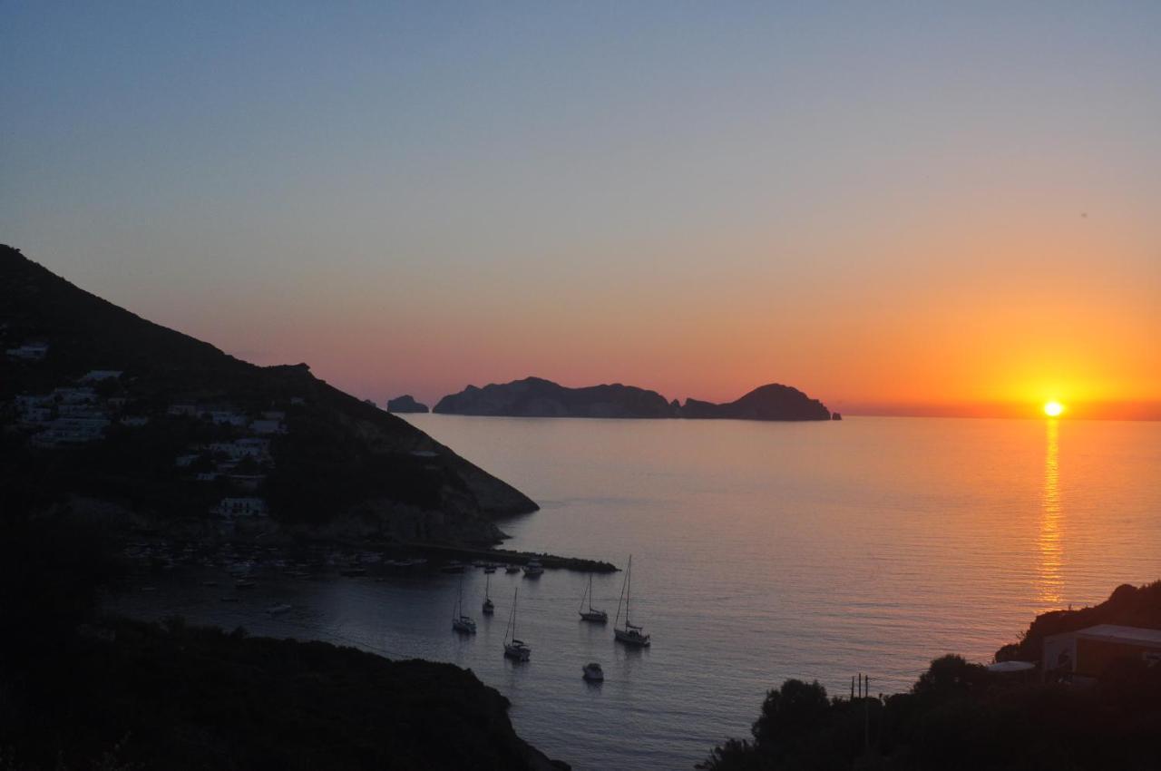 Hotel Ortensia Ponza Exterior photo